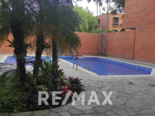 Imagen 9 de 11 de Bonaventure Home, Town House Moderno