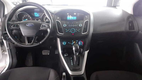 Imagem 8 de 10 de Ford Focus Se At 2.0 Sc 2018