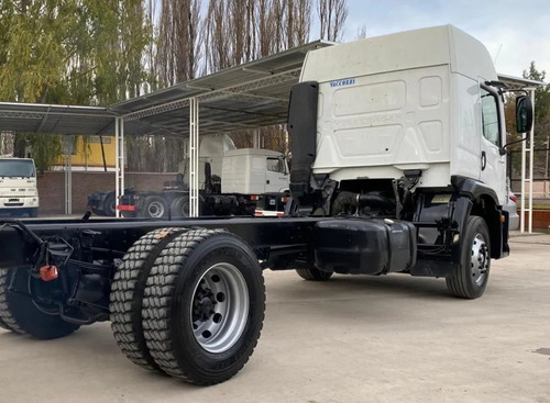 Volkswagen Constellation 17250 Chasis 5.80m Rentaltrucks