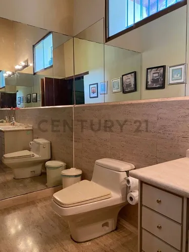 Casa En Venta Urb. Cerro Verde