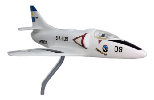 Maqueta Avion De Resina Skyhawk A-4 Q 