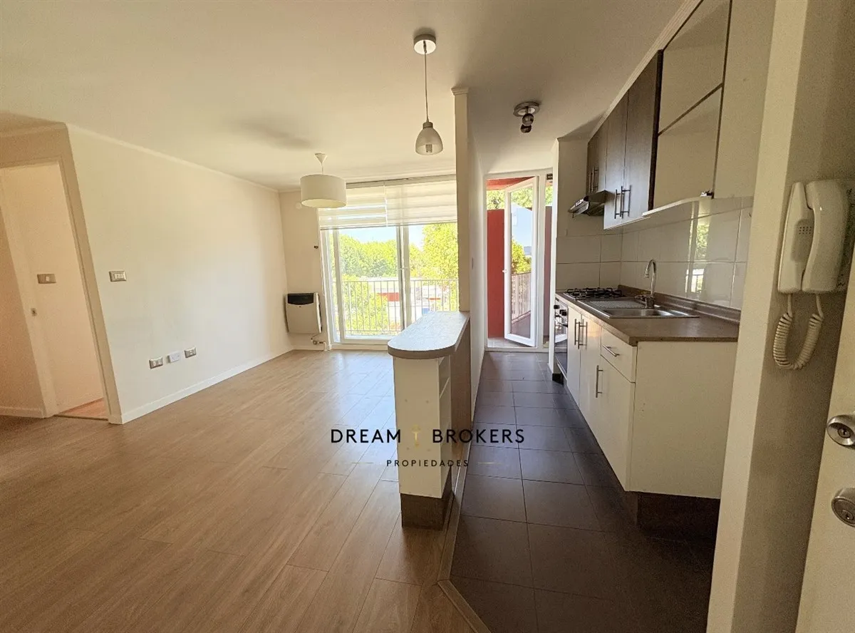 Imagen 2 de 28 de Departamento En Arriendo De 2 Dorm. En Chillán