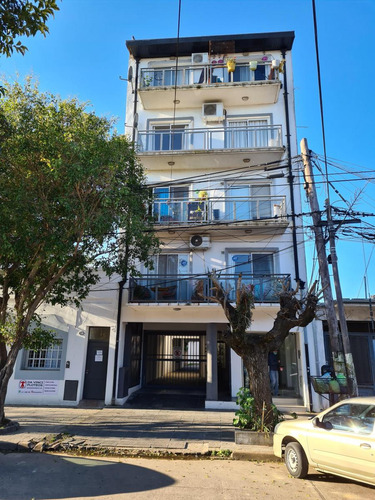 Departamento En Venta En Belén De Escobar