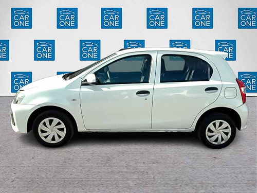 Toyota Etios 1.5 X MT6 5P