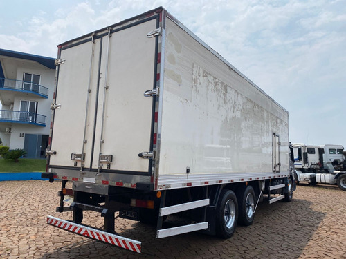 Mb Atego 2430 6x2 Cabine Leito