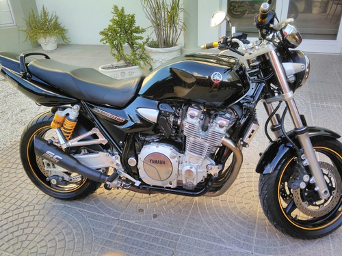 Yamaha Xjr 1300 Rodada 2010