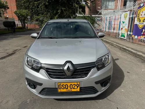 Renault Logan 1.6 Authentique