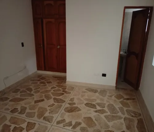 Se Alquila Casa Primer Piso En Simon Bolivar Medellin Ml