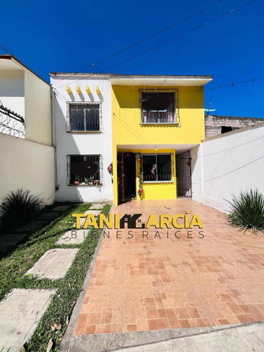 Vendo Casa Amplia En Buena Vista