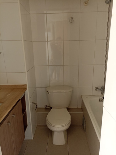 Coipue/macul, Pintado, 2 Dormitorios, 2 Baños, E Y B, Piso 2