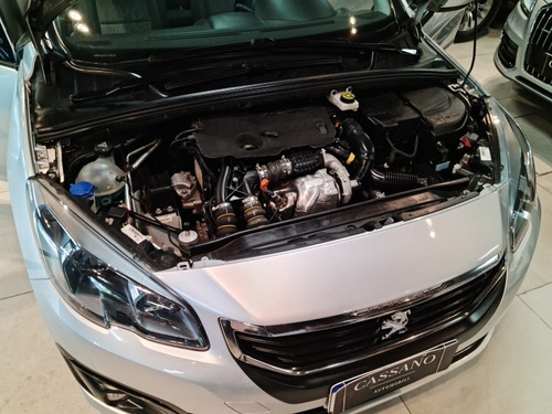 Imagen 10 de 17 de Peugeot 308 2019 1.6 Allure Pack Hdi 115cv Cassano