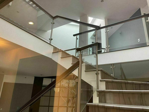 Imagen 1 de 12 de Casa Moderna En Venta Lomas Country Club