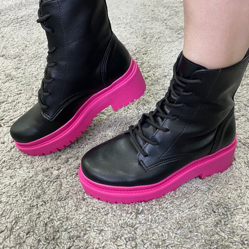 Imagem 4 de 5 de Bota Coturno Feminina Sola Colorida Via Marte 22-8503