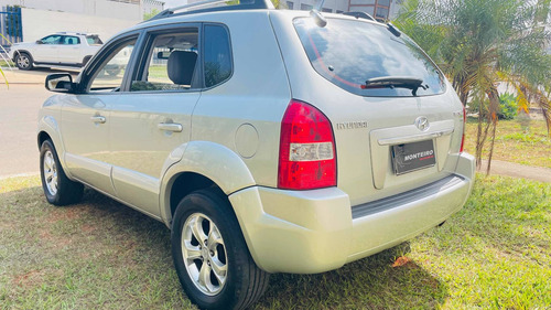 Imagem 16 de 19 de Hyundai Tucson Gls 2.0 Impecável !!! Carro Na Loja !