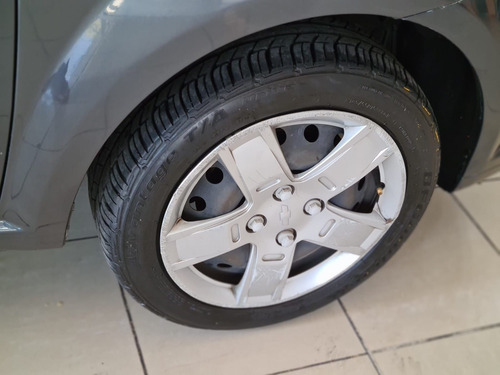 Imagen 12 de 13 de Chevrolet Aveo 2015 1.6 Lt At (c)