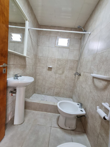 Venta Casa 2 Dormitorios Miramar Con Cochera