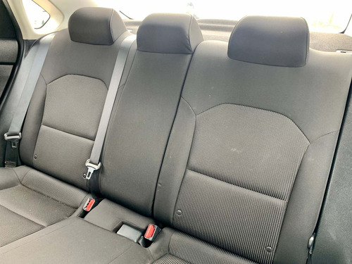 Imagen 14 de 15 de Kia Forte 2019 2.0 Lx 4 P Mt