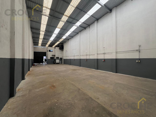 Bodega Comercial En Renta En La Reserva Territorial, Xalapa, Veracruz.