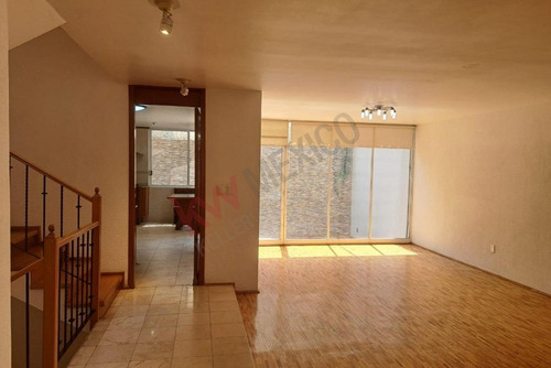 Casa En Condominio Horizontal Con Privilegiada Ubicación En La Colonia Del Valle