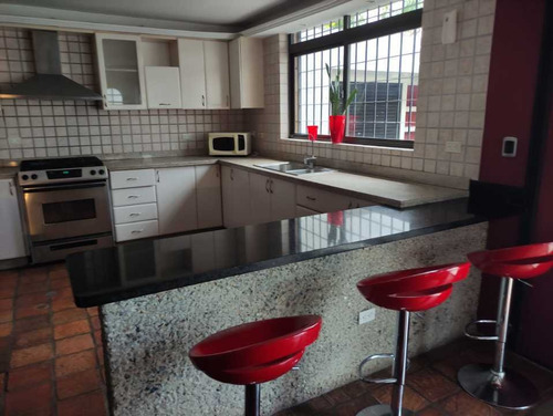 Imagen 3 de 13 de Townhouse En Naguanagua, Conjunto Las Lajas