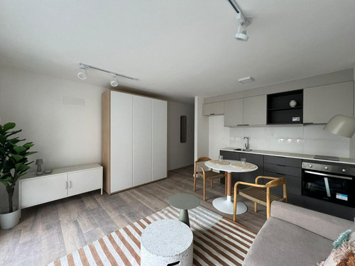 Venta Apartamento Monoambiente Con Terraza A Estrenar Pocitos