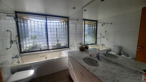Imagen 10 de 18 de Exclusivo Departamento Luis Carrera, 4d,4b En Vitacura