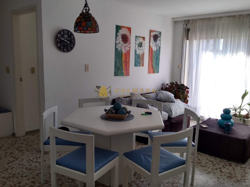 Apartamento En Punta Del Este, Península- Ref: 2445