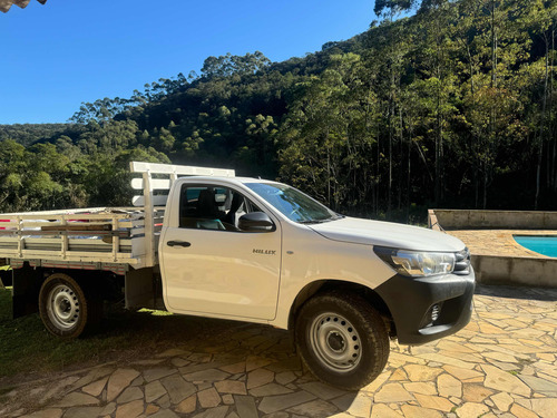 Toyota Hilux 2.8 Tdi Std Cab. Simples 4x4 2p