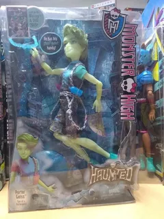 Monster High Muñeco Porter Geiss Haunted - Bunny Toys