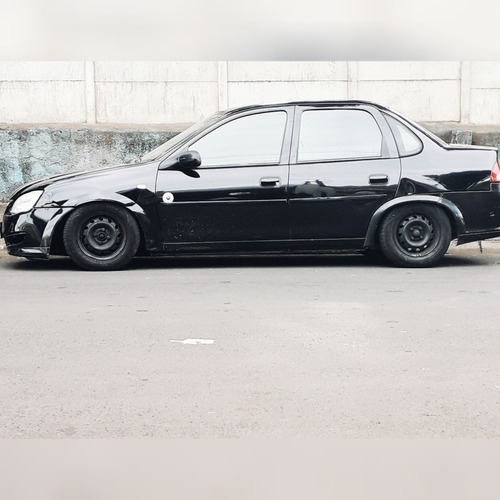 Chevrolet Corsa Classic Sedan