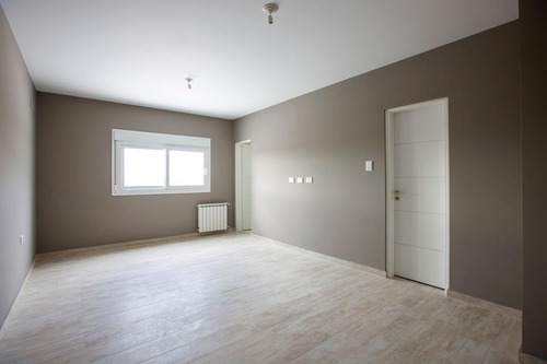Imagen 11 de 23 de Venta! Duplex 3 Dorm. En Manantiales!!! Galeria, Asasor Y 2 Cocheras!!! 180m2!