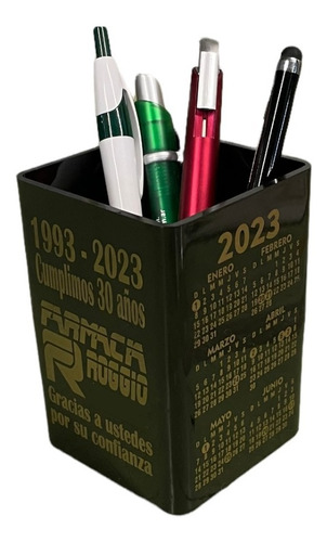 200 Cubos Portalápices Personalizados Con Tu Logo Y Calendario A 1 Color