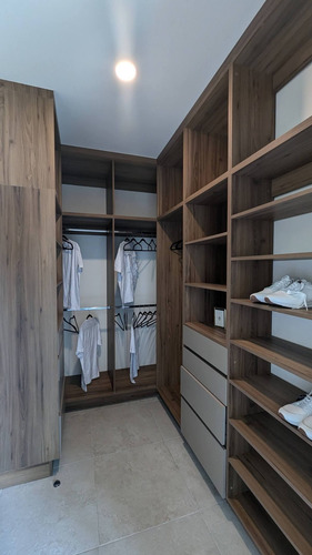 Desarrollo Residencial En Misión Schoenstatt, 3 Modelos De Casas De Lujo!