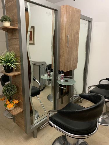 Imagen 1 de 6 de Mobiliario Para Estética