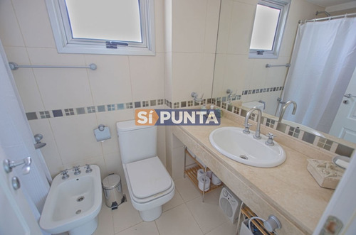 Imagen 18 de 26 de Apartamento En Edificio Con Servicios