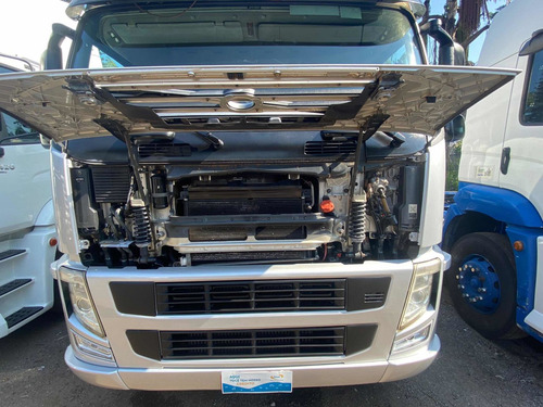 Imagem 4 de 6 de Volvo Fm 370 Baixo Km , Unico Dono ,ar Cond,manual