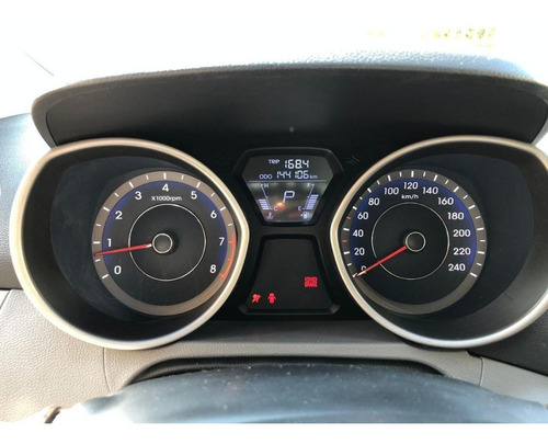 Hyundai Elantra 1.8 Gls 16v 2012