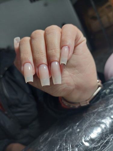 Imagem 2 de 5 de Alongamento De Unhas