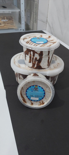 Passo Fábrica De Sorvetes, Com Loja E Açaiteria