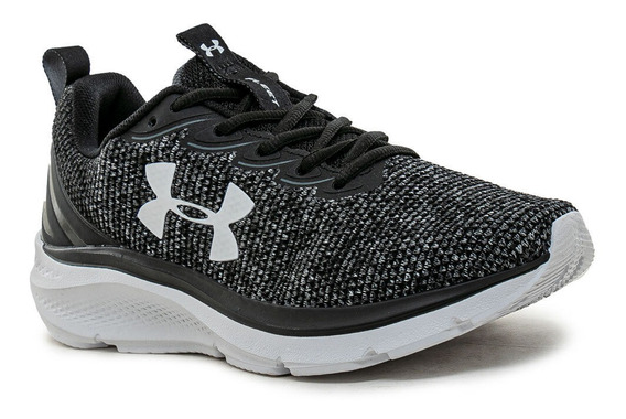 Under Armour |