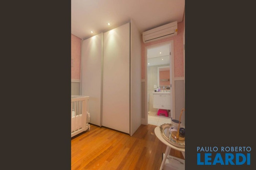 Imagem 10 de 15 de Apartamento - Campo Belo - Sp - 627170