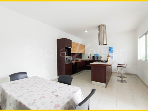 Imagen 2 de 25 de Casa En Venta, 8 Dormitorios Con Piscina, Zona Roca Y Coronado