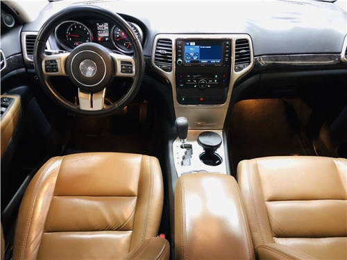Jeep Grand Cherokee 3.6 Laredo 4x4 V6 24v Gasolina 4p Automá
