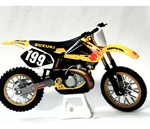 Suzuki Mxs Serie1 Travis Pastrana Usada Y Reparada De 12 Cm.