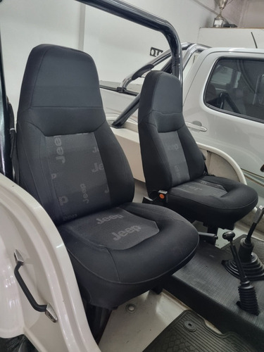 Imagen 7 de 13 de Jeep Ika Fibra 4x4 Motor Ford Jeep