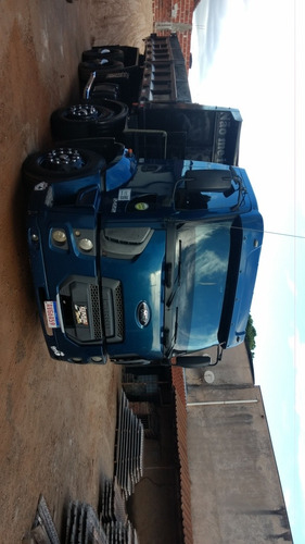 Imagem 3 de 10 de Ford Cargo 2422 Bitruck