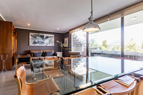 Amplio Penthouse Con Terraza Panorámica, 3 D + Escritorio