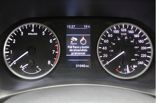 Nissan Sentra 2.0 Advance Mt