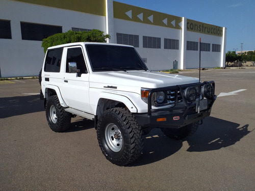 Toyota Macho Lx