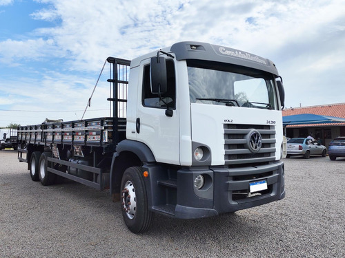 Volkswagen 24280 6x2 2013 Truck Carroceria, Ar Condicionado